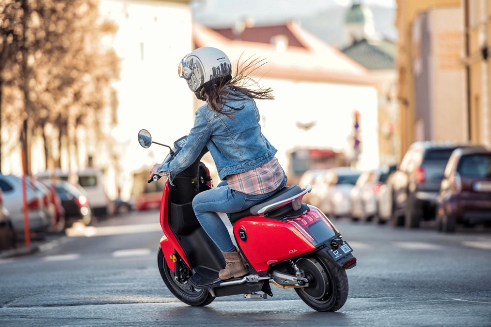E-Roller Mietfahrzeug pro Tag